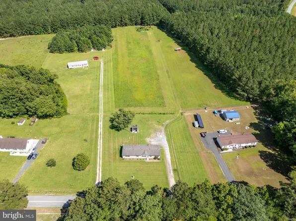 5741 Castle Hill Rd, Snow Hill, MD 21863