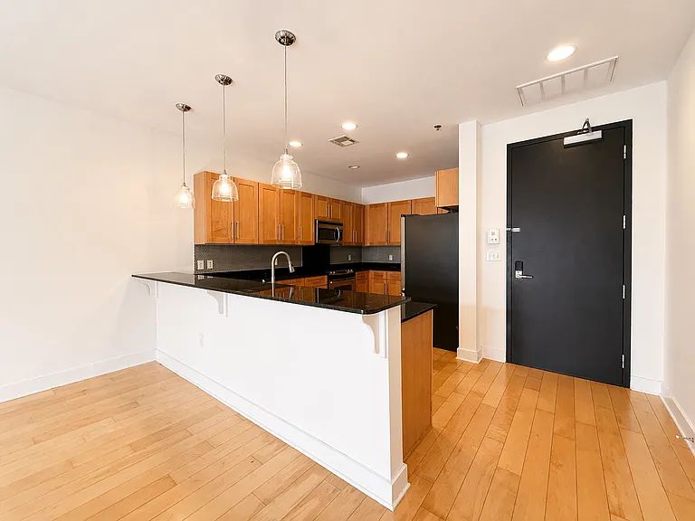 444 N Central Ave #303-1-1 — Photo 5