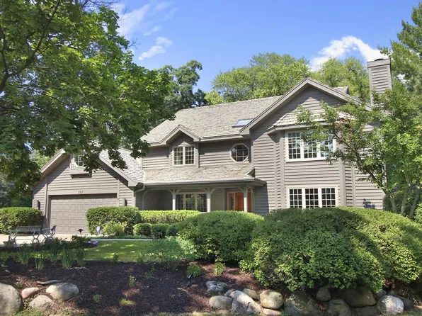 727 Timber Ridge COURT, Fontana, WI 53125