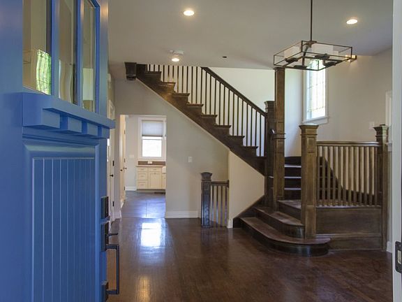 5th image of 5426 N Magnolia Ave