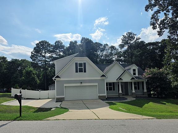 2nd image of 19 Bethany Cir