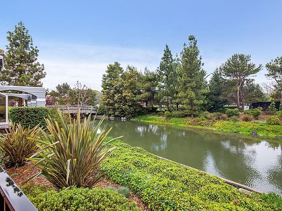 2nd image of 606 Island Pl