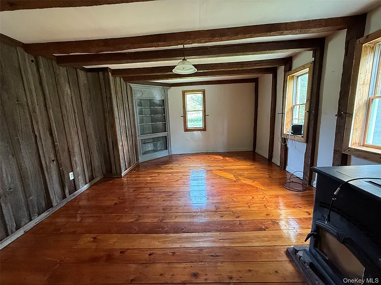241 White Bridge Rd — Photo 11