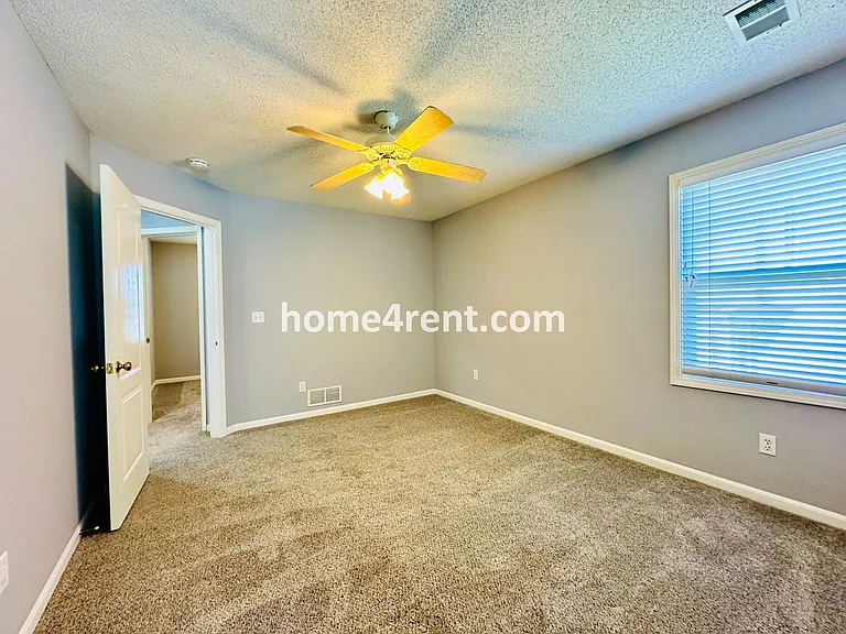 8102 W 144th Pl — Photo 32