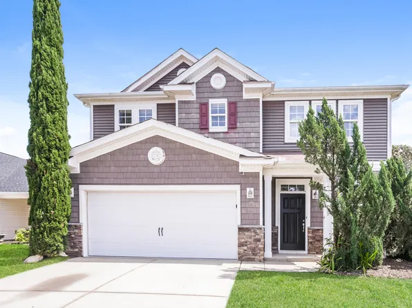 121 Averasboro Dr, Clayton, NC 27520