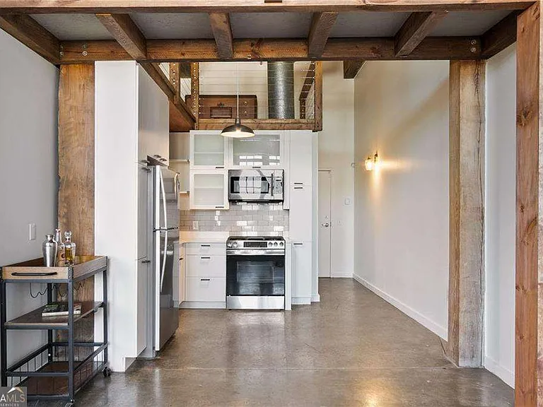 170 Boulevard #H421 — Photo 2