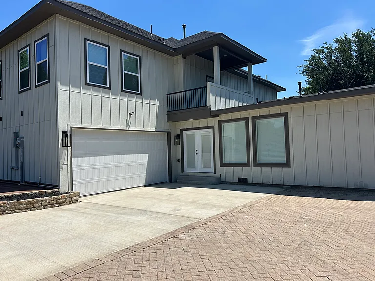 10711 Cromwell Dr — Photo 23