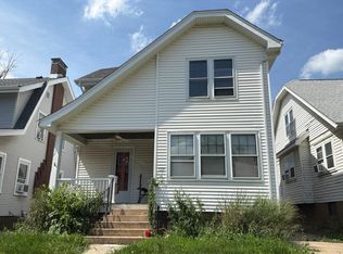 709 W Meadows Pl, Peoria, IL 61604