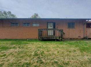 1611 SW 69th Ter, Topeka, KS 66619