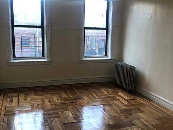 2nd image of 3021 Holland Ave APT 25N