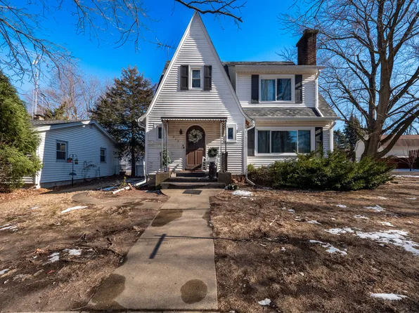 217 S Linn St, Shannon, IL 61078