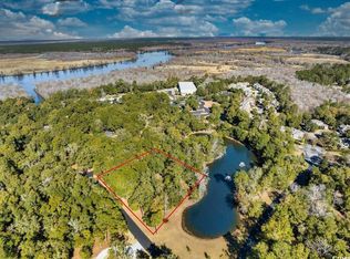 64 Pipedown Landing Dr, Pawleys Island, SC 29585