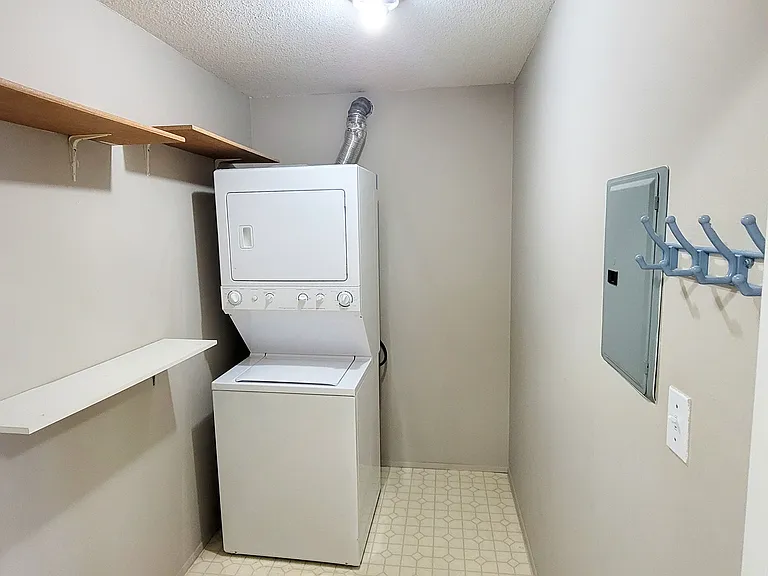 33361 Old Yale Rd — Photo 13