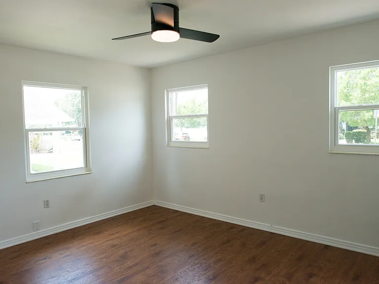 4302 W North A St — Photo 13