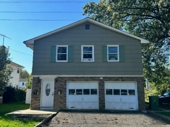 424 Bartlett St, Roselle Boro, NJ 07203