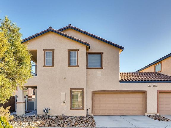 3rd image of 124 Scouts Pine Ln