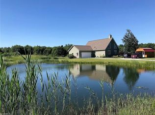 5800 Weaver Rd, Conneaut, OH 44030