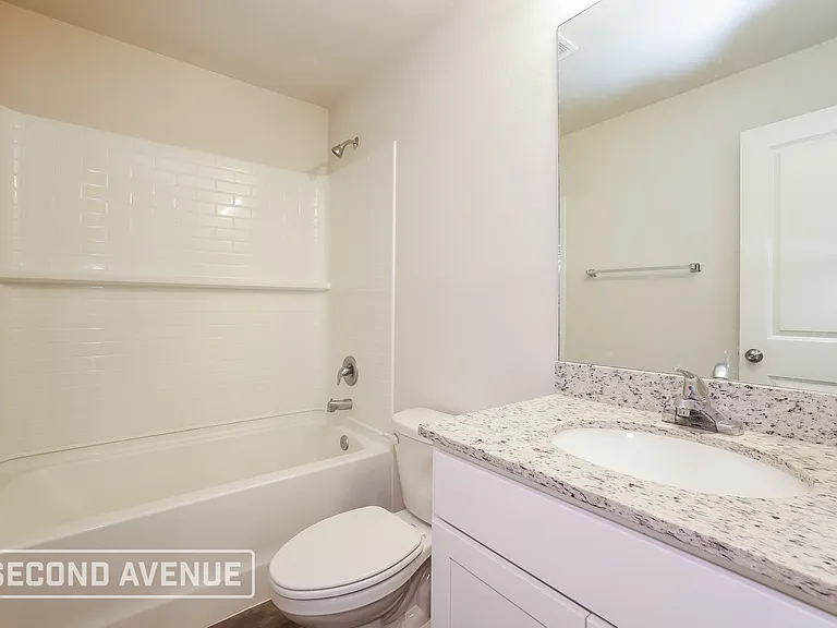 1025 Halby Ave S — Photo 18