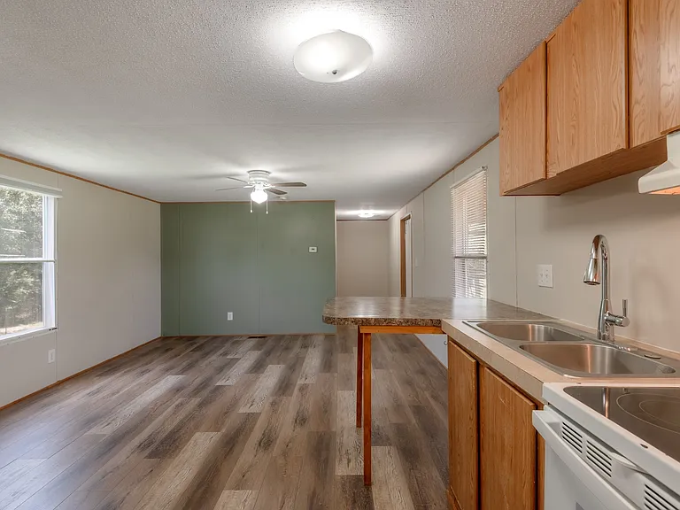 37 Riverside Ln #C — Photo 14