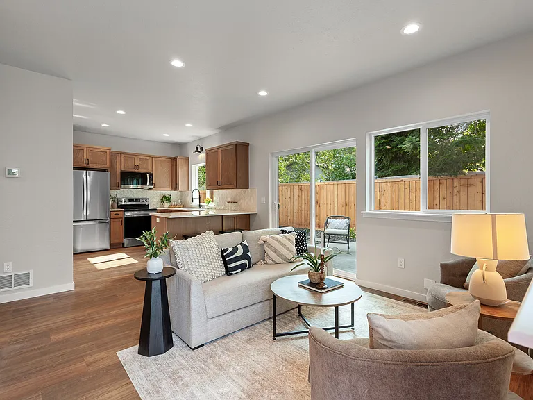 617 N 21st St — Photo 3