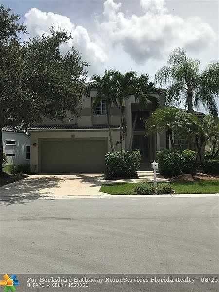 1st image of 2092 Cove Ln