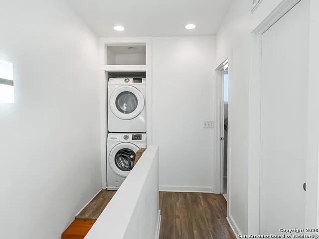 143 Catalpa Ave — Photo 11