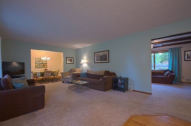 1st image of 205 Heritage Cir N