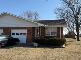 104 N Menominee Dr UNIT A, Minooka, IL 60447