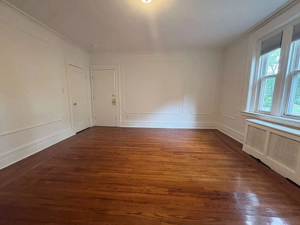 2 bed, $1,800 — Photo 1