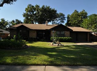 5323 Hialeah Dr, Houston, TX 77092