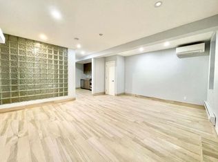 349 E 52nd St #R, New York, NY 10022