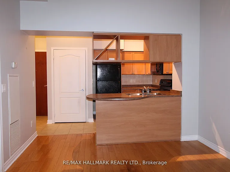 320 City Centre Dr #317 — Photo 19