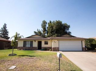 534 W Bloomingdale Ave, Dinuba, CA