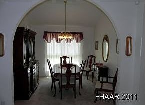 4th image of 5611 Mandalay Dr