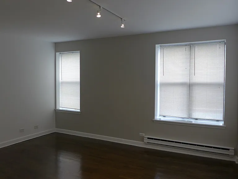 808-12 W Junior Terrace — Photo 32