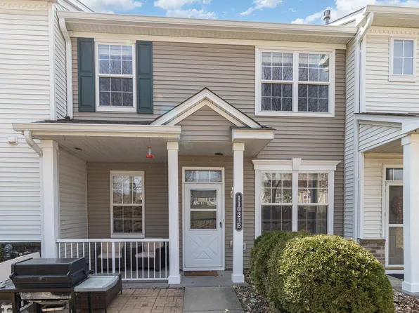 11023 Oak Grove Cir Unit E, Saint Paul, MN 55129