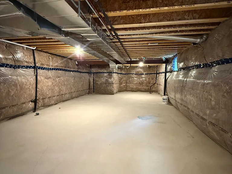 222 N Park Blvd — Photo 35