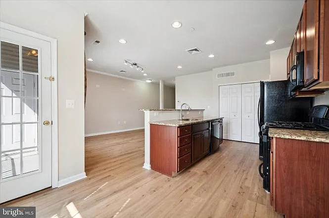 3146 W Master St — Photo 19
