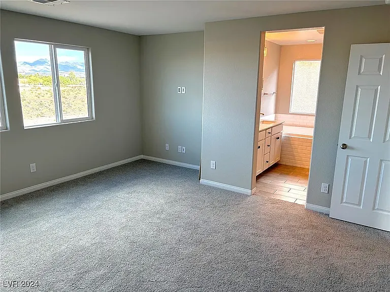 10334 Apefly St — Photo 18