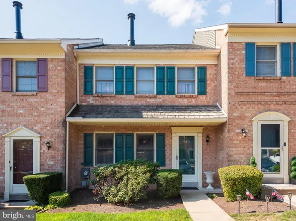 449 Franklin Ct, Collegeville, PA 19426