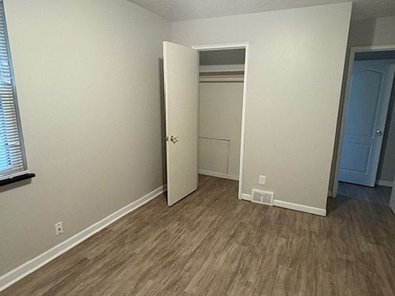 4th image of 12 S Westview Ave APT 1