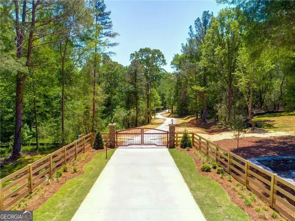 406 Mulberry Rd, Winder, GA 30680