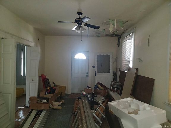 3rd image of 27 E Eichel Ave