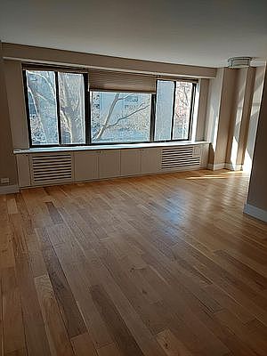 1st image of 382 Central Park W APT 4T