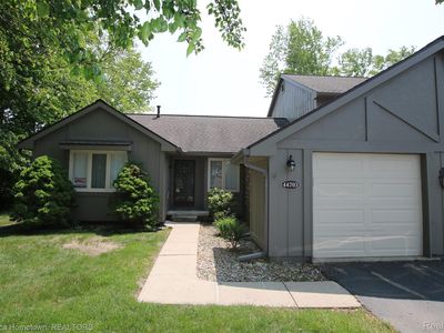44703 Erin Dr, Plymouth, MI, 48170