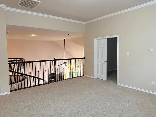8531 Powell Ridge Dr — Photo 15