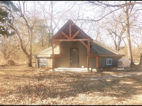 5 & 9 Walnut Dr, Mound City, KS 66056