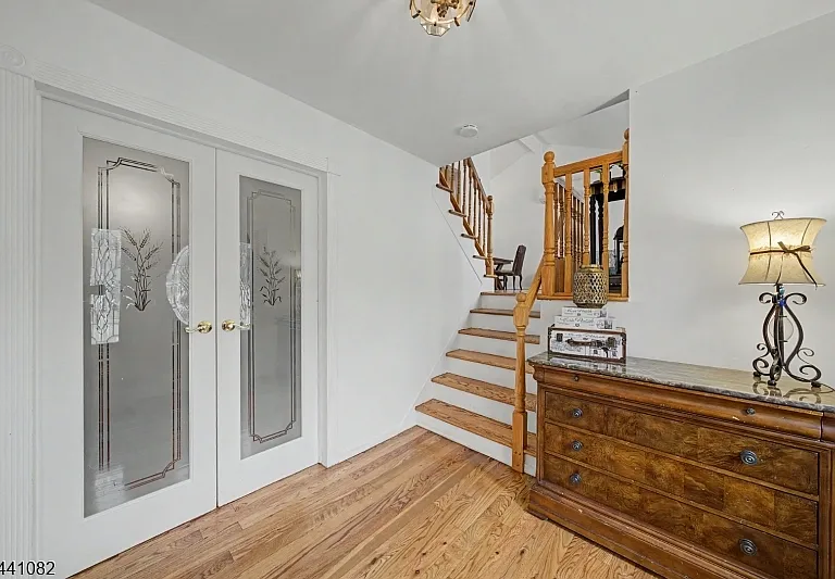 23 Distler Ave — Photo 4
