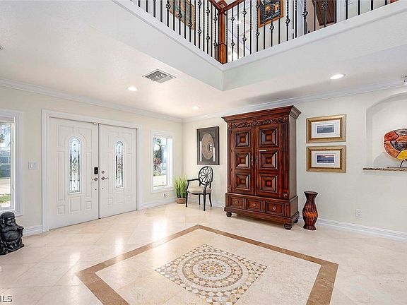 4th image of 5208 SW 8th Ct
