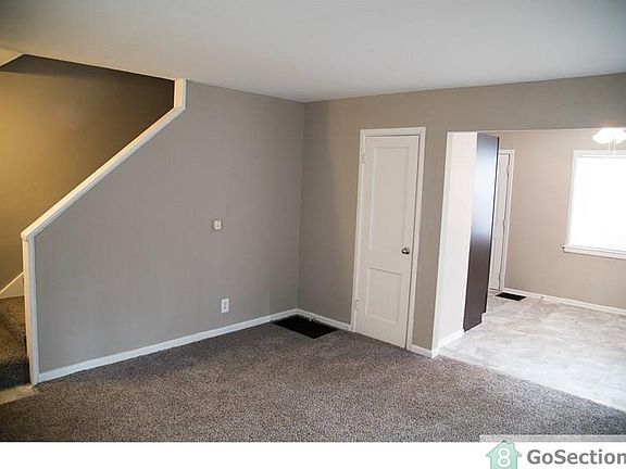 3rd image of 4811 E 19th St